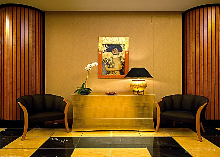 Hotel Ramada By Wyndham 4*