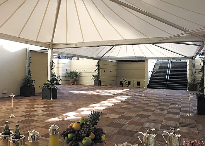 Ramada By Wyndham 4*