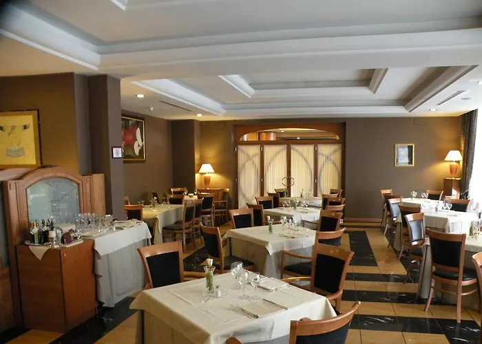 Ramada By Wyndham Hotel 4*