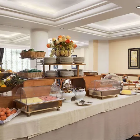 Ramada By Wyndham Hotel Napoli