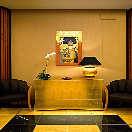 Hotel Ramada By Wyndham 4*