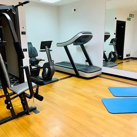 Ramada By Wyndham Hotel Napoli