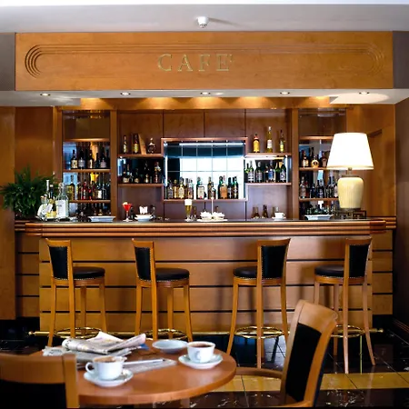 Hotel Ramada By Wyndham Napoli