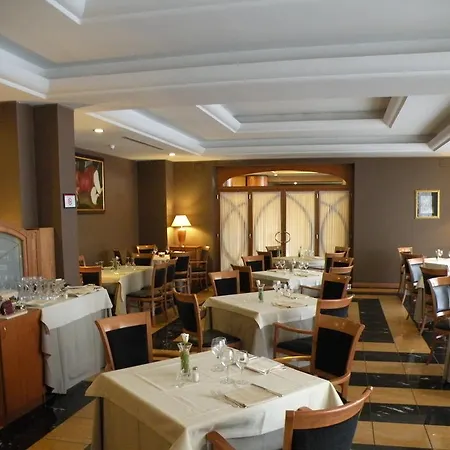 Ramada By Wyndham Hotel 4*