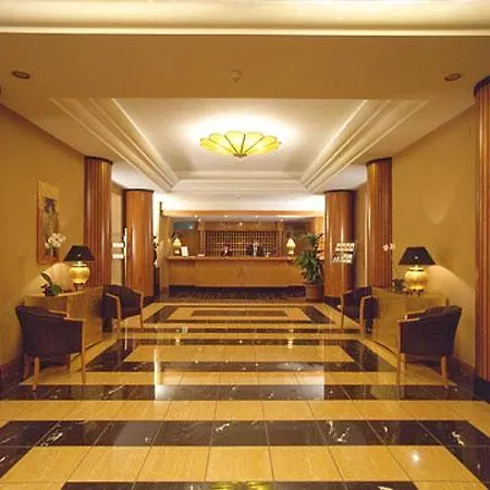 Ramada By Wyndham Napoli