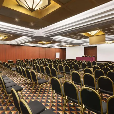 Hotel Ramada By Wyndham Napels
