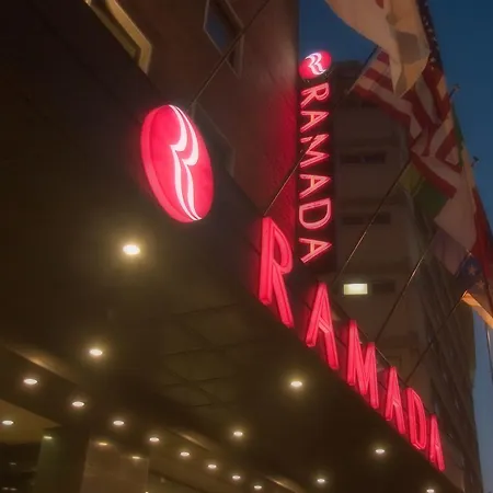 Ramada By Wyndham 4* Napels