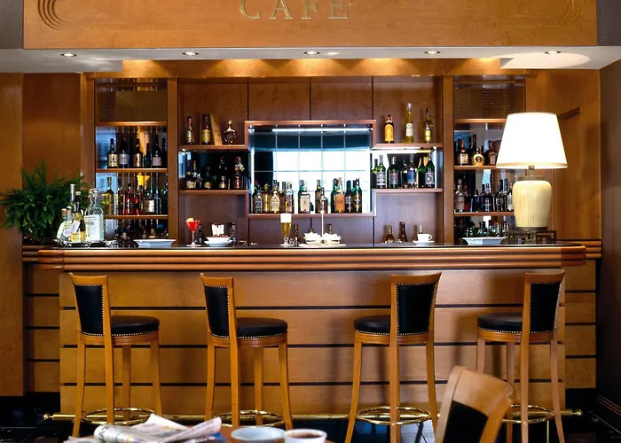 Hotel Ramada By Wyndham Nápoles