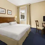 Ramada By Wyndham 4* Napoli