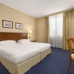 Ramada By Wyndham 4* Napoli