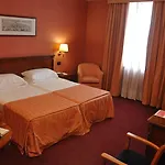 Ramada By Wyndham 4* Napoli
