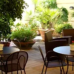 Ramada By Wyndham Napoli