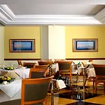Otel Ramada By Wyndham