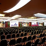 Ramada By Wyndham Napoli