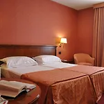 Ramada By Wyndham 4* Napoli