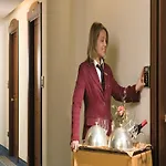 Ramada By Wyndham Napoli